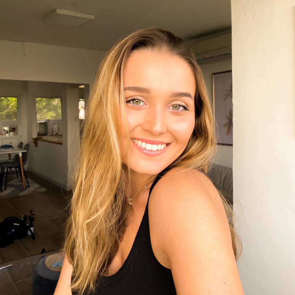 Meet your Posher, Marissa